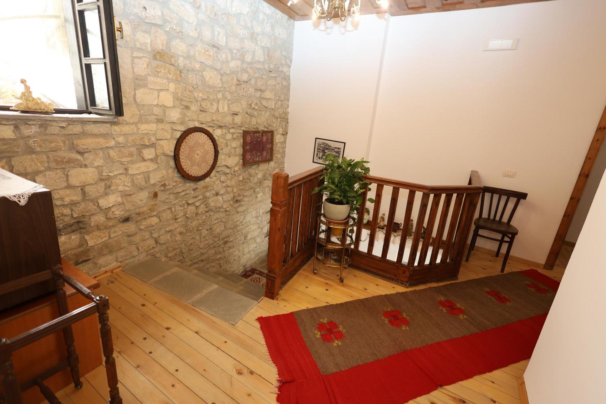 Guest House J.Prifti Berati Exterior foto