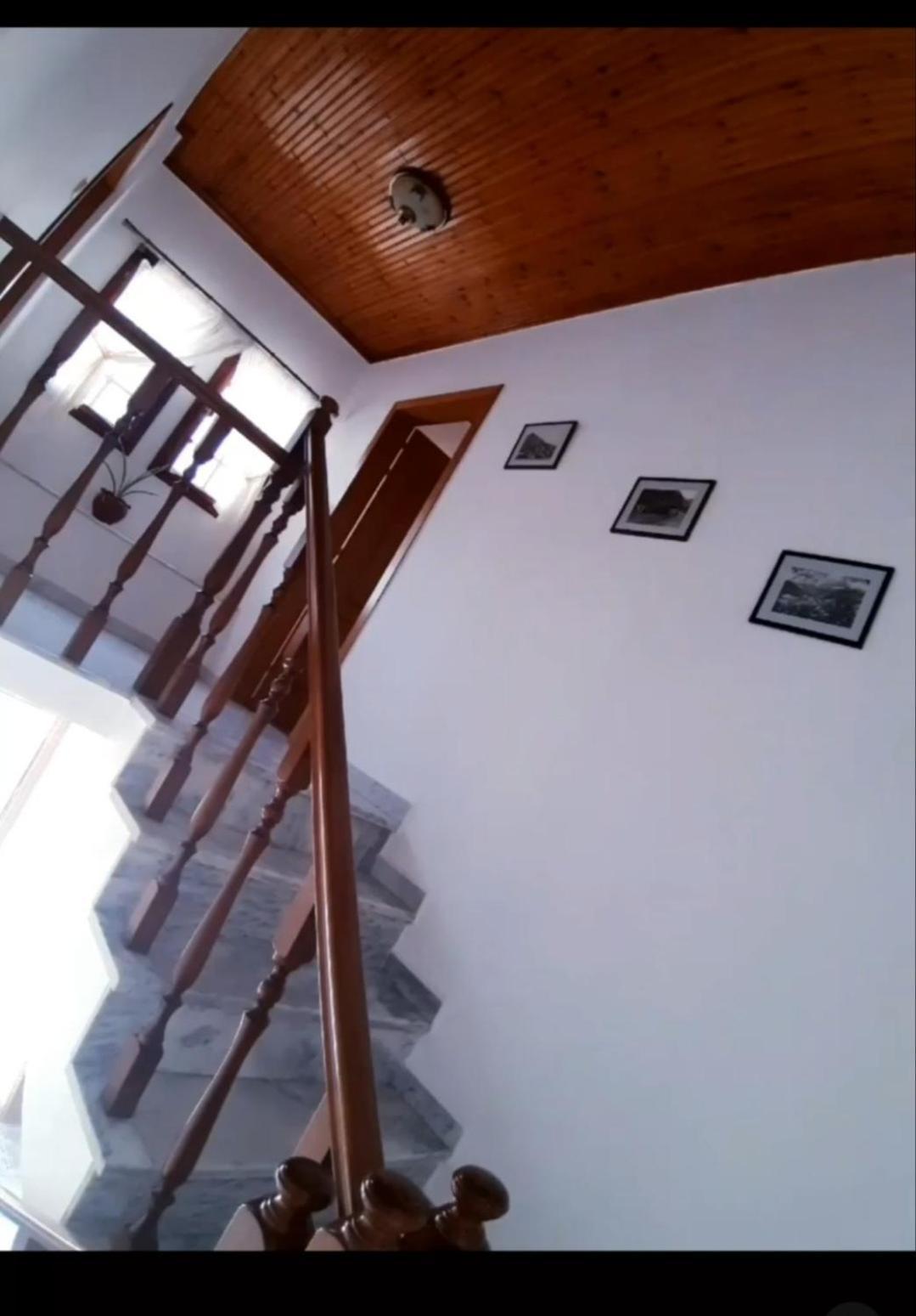 Guest House J.Prifti Berati Exterior foto