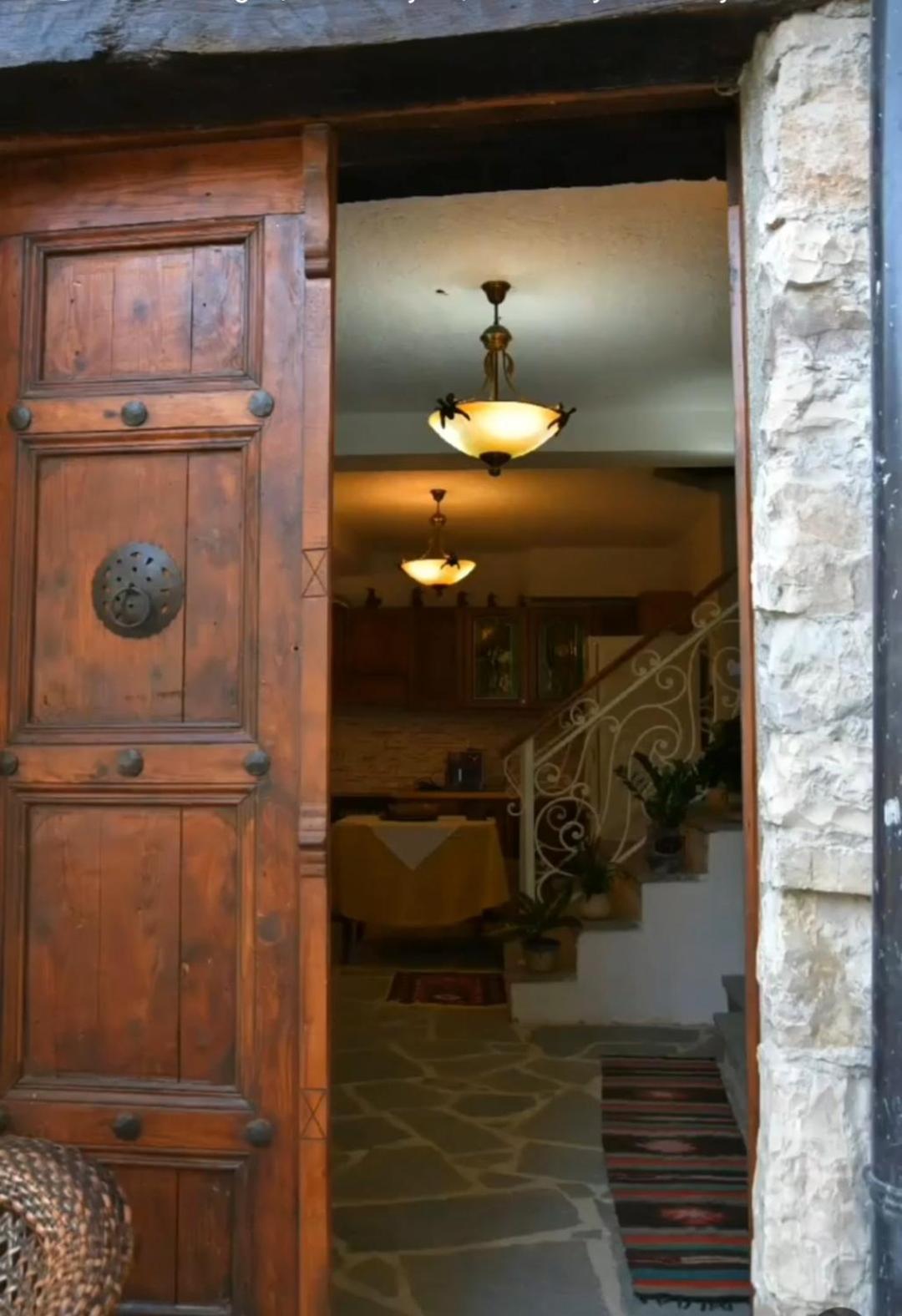 Guest House J.Prifti Berati Exterior foto